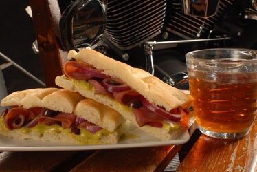 PANINO TONNO AFFUMICATO E GUACAMOLE