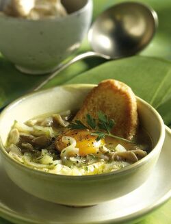 ZUPPA DI CIPOLLE E FUNGHI