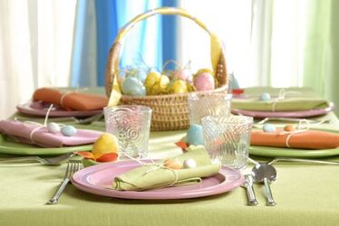 TAVOLA COLORATA PASQUALE