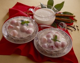 MACEDONIA DI MELONE E ANGURIA ALLA CREMA