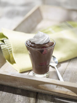 MOUSSE AL CIOCCOLATO E LAMPONI