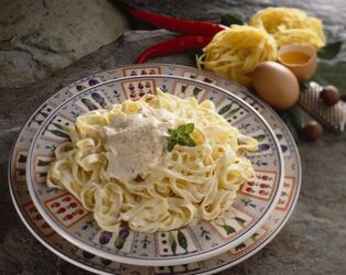 FETTUCCINE ALFREDO