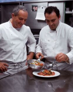 ALIA GAETANO CON PERSONALE