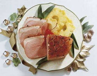 PROSCIUTTO GLASSATO ALLO SPUMANTE E ANANAS