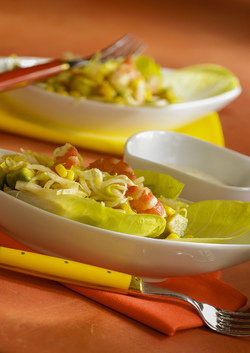 INSALATA DI INDIVIA E GAMBERI CON SALSA DI YOGURT