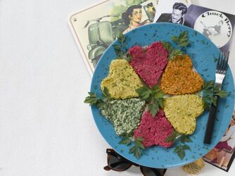 FIORI DI RISOTTI COLORATI CON VERDURE E SPEZIE