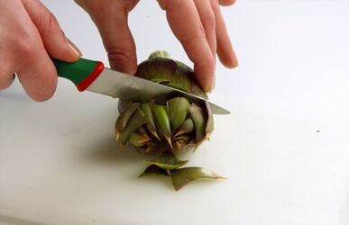 CARCIOFI AL FORNO CON MOLLICA DI PANE