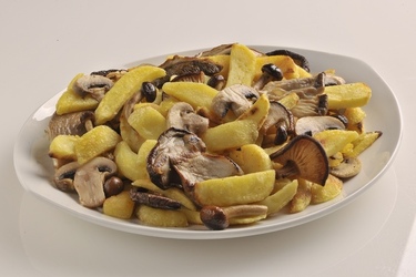 CONTORNO PATATE E FUNGHI