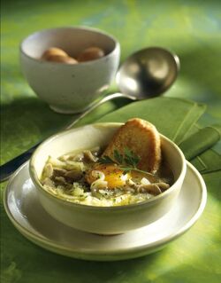 ZUPPA DI CIPOLLE E FUNGHI