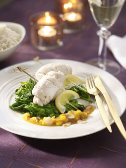 INVOLTINI DI GALLINELLA CON SALSA DI MELE AL CURRY