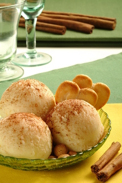 GELATO ALLA CANNELLA