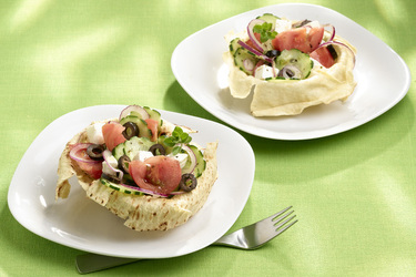 CESTINI CROCCANTI CON INSALATA RICCA