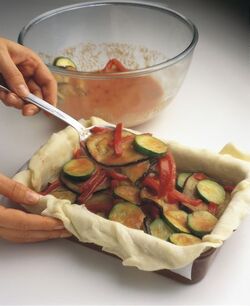 TORTA DI VERDURE CON MOZZARELLA ED ALICI