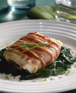 FILETTO DI MERLUZZO IMBRIGLIATO FILETTO DI MERLUZZO IMBRIGLIATO