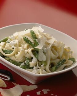TAGLIATELLE AGLI ASPARAGI TAGLIATELLE AGLI ASPARAGI