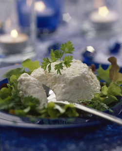 CREMA DI FORMAGGIO CON ERBE AROMATICHE CREMA DI FORMAGGIO CON ERBE AROMATICHE