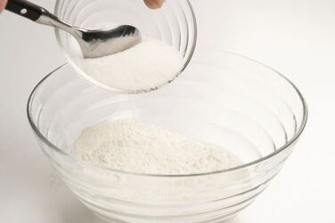 BUDINO CALDO CON BRICIOLE CROCCANTI