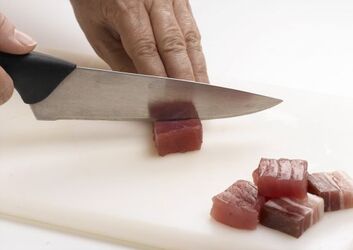 SPIEDINI DI TONNO E PANCETTA SPIEDINI DI TONNO E PANCETTA