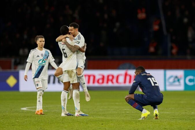 Soccer 2025 Paris Saint Germain 0 1 Paris FC France 13 Jan 2026