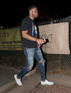 So much in love! New hot couple inseparable Kendall Jenner and Blake Griffin at Malibu fair in Malibu with friends sept 3, 2017 /X17online.com