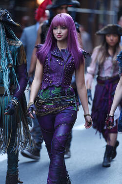 Dove Cameron and the cast of Descendants 2 are seen at Good Morning America studios in Times Square Dove Cameron and the cast of Descendants 2 are seen at Good Morning America studios in Times Square