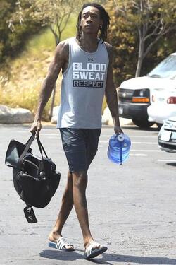Exclusive, Los Angeles, CA - 8/31/17
Nick Jonas bumps into rapper Wiz Khalifa at the gym and then heads to Whole Foods to do some grocery shopping.
-PICTURED: Wiz Khalifa
-PHOTO by: INSTARimages.com
-INSTAR_Nick_Jonas_Wiz_Khalifa_Gym_33418104968
Editorial Rights Managed Image - Please contact www.INSTARimages.com for licensing fee and rights: North America Inquiries: email sales@instarimages.com or call 212.414.0207 - UK Inquiries: email ben@instarimages.com or call + 7715 698 715 - Australia Inquiries: email sarah@instarimages.com.au or call +02 9660 0500 – for any other Country, please email sales@instarimages.com. Image or video may not be published in any way that is or might be deemed defamatory, libelous, pornographic, or obscene / Please consult our sales department for any clarification or question you may have - http://www.INSTARimages.com reserves the right to pursue unauthorized users of this image or video. If you are in violation of our intellectual property you may be liable for actual damages, loss of income, and profits you derive from the use of this image or video, and where appropriate, the cost of collection and/or statutory damage.