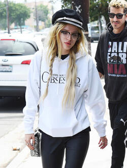 Is Bella Thorne Sending A Message To Scott Disick With This Hoodie 