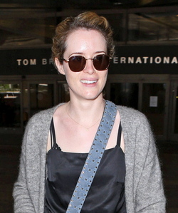  The Crown Star Claire Foy Looking Lovely With No Makeup At LAX