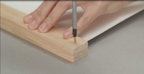 DIY Wooden Art Hanger