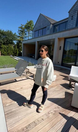 Makeup mogul Bobbi Brown has opened the doors to her Hamptons home Makeup mogul Bobbi Brown has opened the doors to her Hamptons home