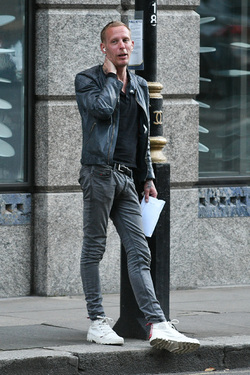 Laurence Fox seen out and about in Mayfair