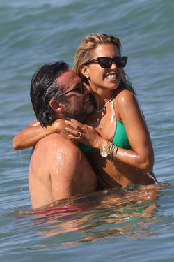 Sylvie Meis and Niclas Castello during a beach day in Saint Tropez
