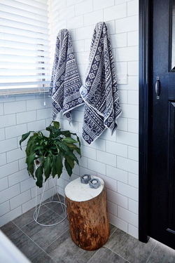  WE MADE SIMPLE UPDATES ON A BUDGET 