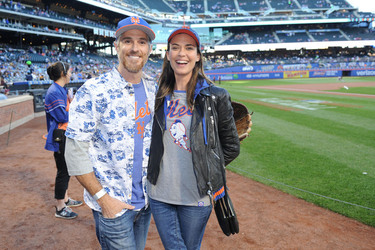 Dave Annable Throws Out First Pitch at Mets Game