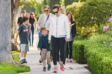 Jennifer Garner takes Samuel out for breakfast