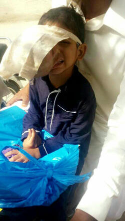 PAKISTANI PARENTS JOY AFTER BOXER AMIR KHAN COMES FOR HELP TO THEIR SEVEN YEAR OLD SON WITH ENORMOUS TUMOUR