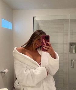 Celebrity Selfies Celebrity Selfies