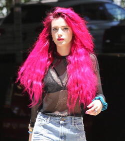 Bella Thorne Rocks Hot Pink Hair After Revealing Scott Disick Drinks Alot Bella Thorne Rocks Hot Pink Hair After Revealing Scott Disick Drinks Alot