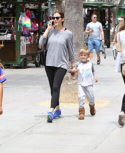 Jennifer Garner and son Samuel out to a movie and the Apple Store