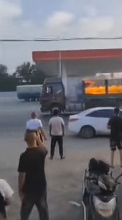 Moment Hero Driver Speeds Out Of Town In Burning Lorry
 video available 