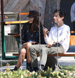 Kaia Gerber on her first date with new boyfriend Kaia Gerber on her first date with new boyfriend
