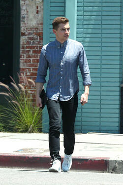 Dave Franco goes to lunch in Los Feliz