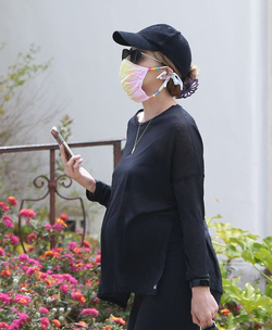 Katherine Schwarzenegger Showcases Her Enormous Baby Bump As She Anxiously Awaits Motherhood