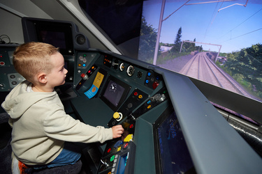 Five year old railway superfan gets dream day testing high speed Pendolinos after HOURS waving at tracks