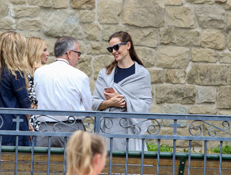 Jennifer Garner goes to church Jennifer Garner goes to church