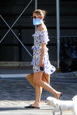 Olivia Palermo and Mr Butler Go to the Park Olivia Palermo and Mr Butler Go to the Park