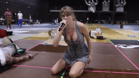 Taylor Swift new music video I Can Do It With A Broken Heart 