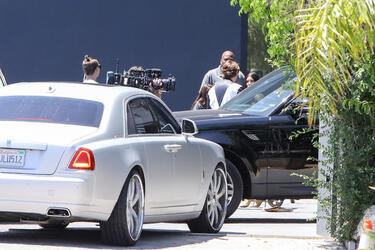 Kim Kardashian shows off her famous derriere in sweatpants