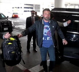 Ben Affleck Looking To Have Gained Weight At LAX