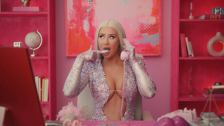 Iggy Azalea new music video Money Come 